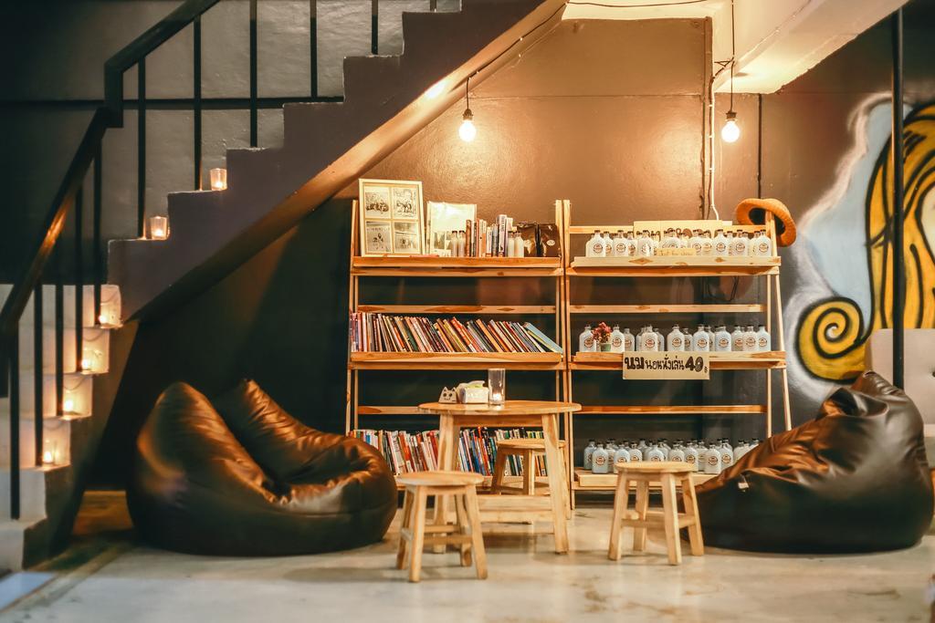Norn Nung Len Cafe'&Hostel Chiang Rai Buitenkant foto