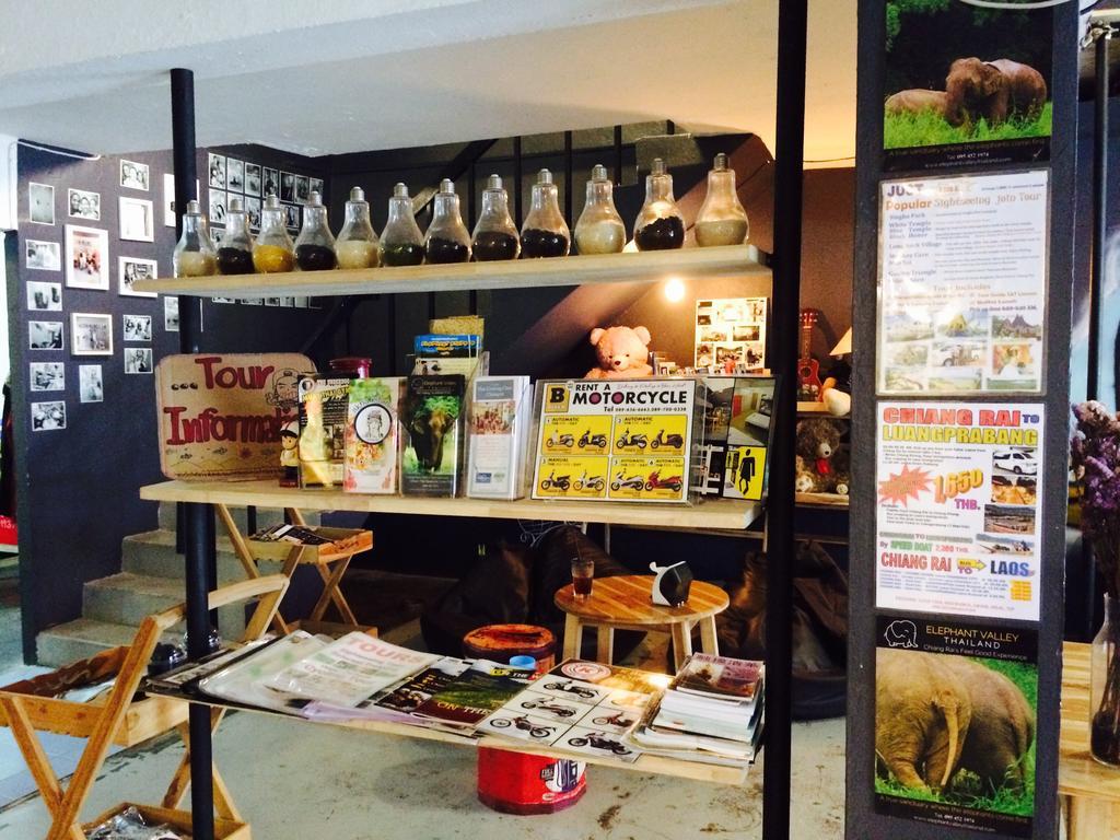 Norn Nung Len Cafe'&Hostel Chiang Rai Buitenkant foto