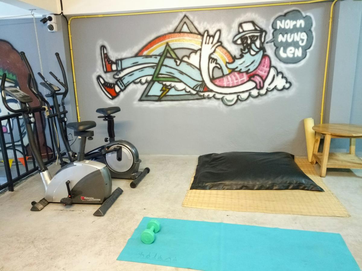 Norn Nung Len Cafe'&Hostel Chiang Rai Buitenkant foto
