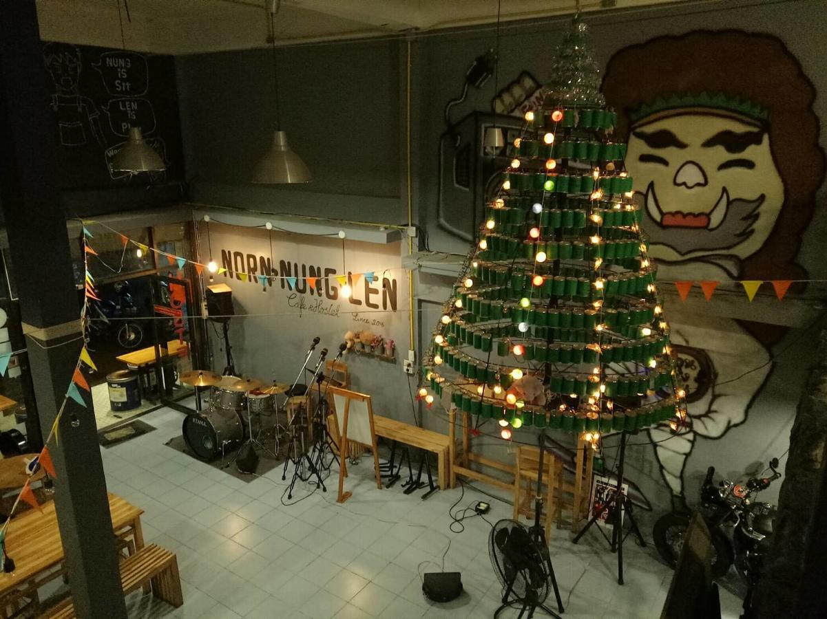 Norn Nung Len Cafe'&Hostel Chiang Rai Buitenkant foto