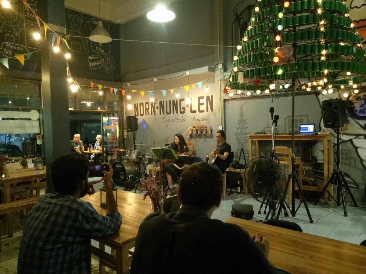 Norn Nung Len Cafe'&Hostel Chiang Rai Buitenkant foto
