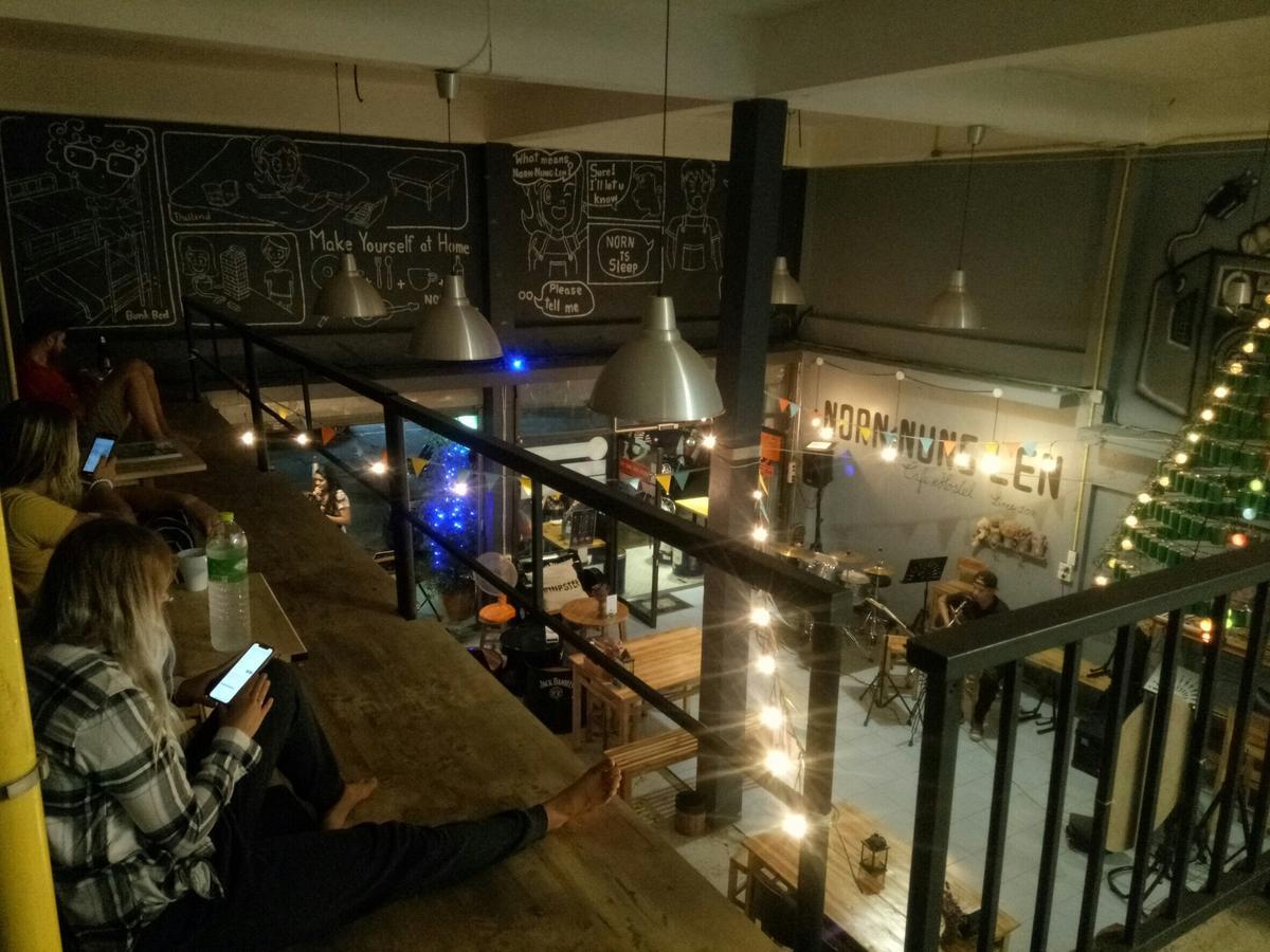 Norn Nung Len Cafe'&Hostel Chiang Rai Buitenkant foto