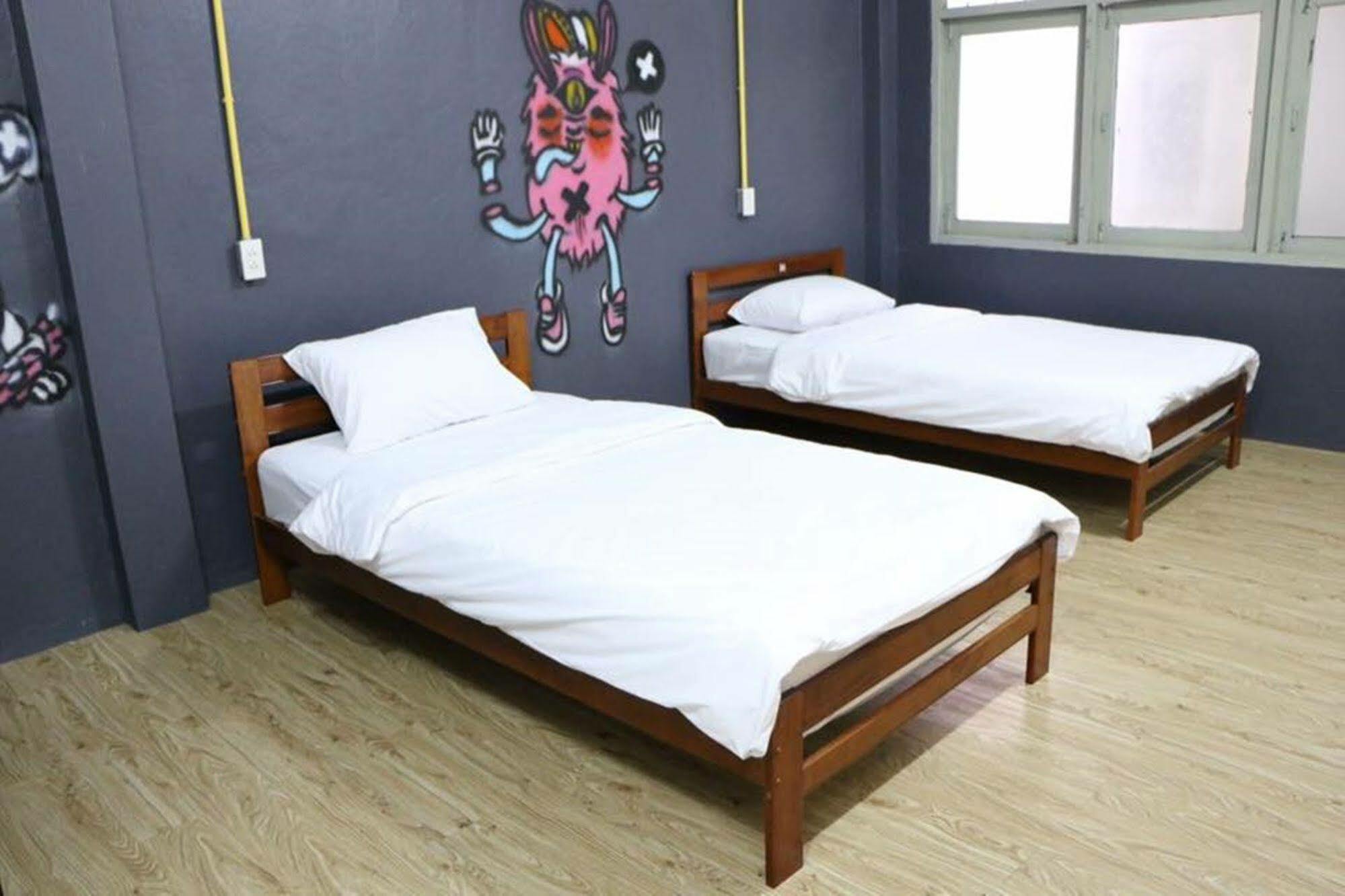 Norn Nung Len Cafe'&Hostel Chiang Rai Buitenkant foto